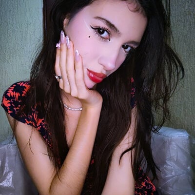 Emily-hottson - mobile teens