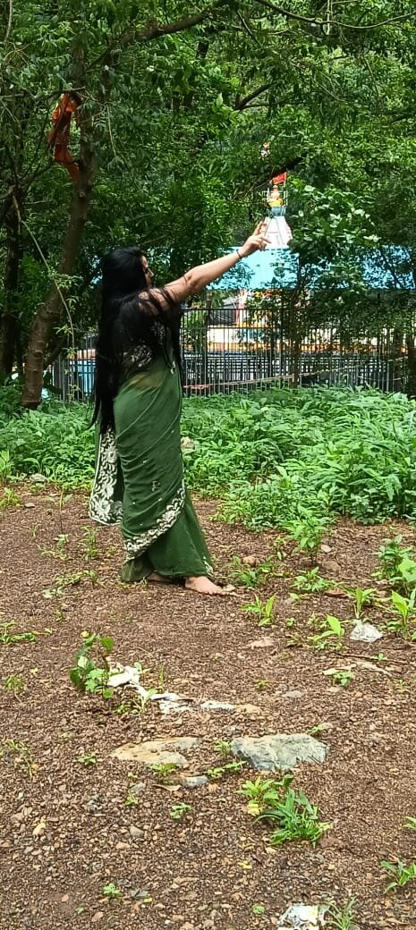 LUSTY_BHABHI