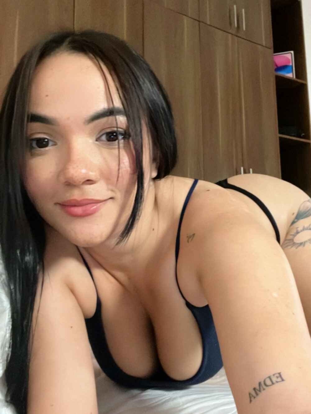 liarussoo__ from stripchat