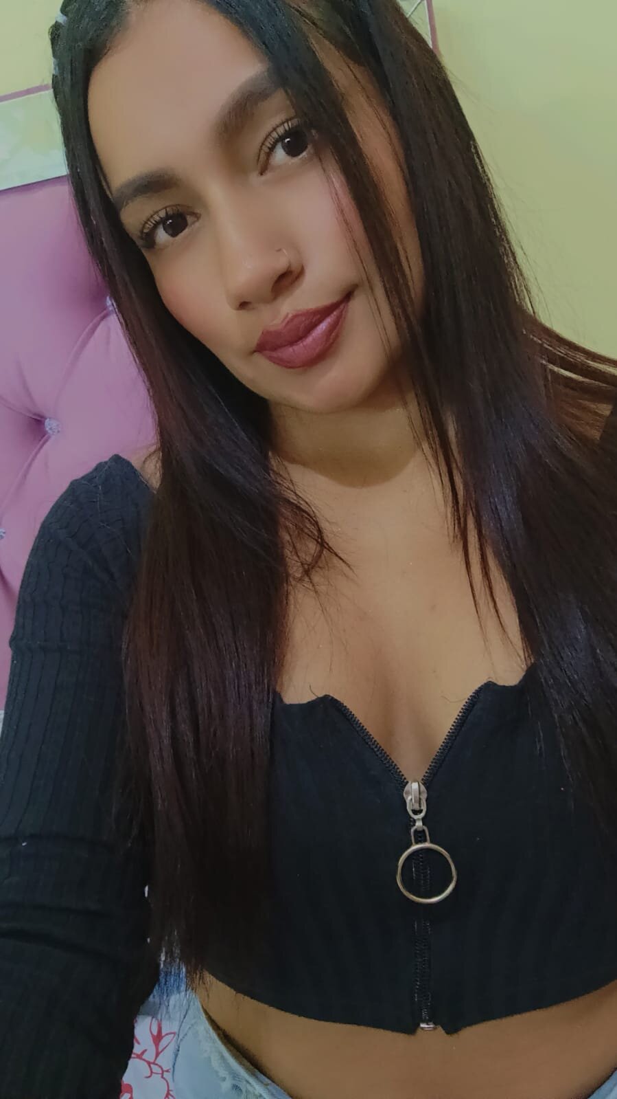 Emma_-