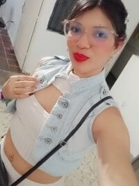 jadde_sweet's webcam live show