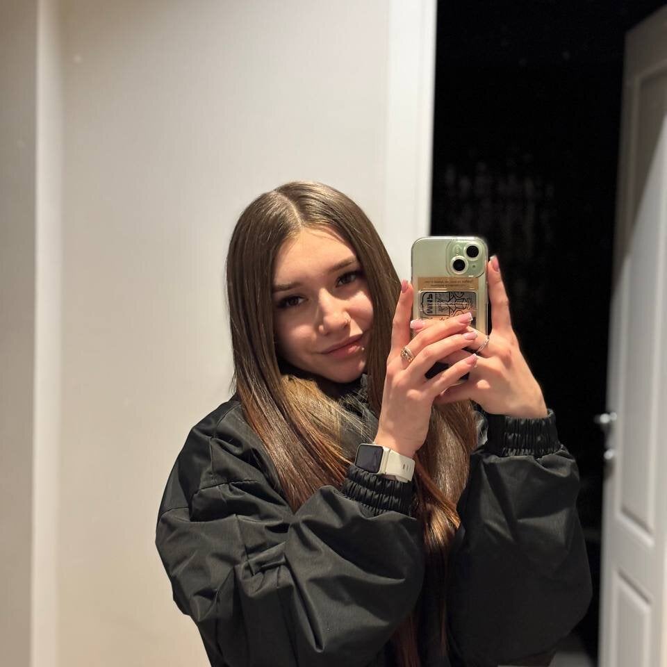Elza_Webb profile