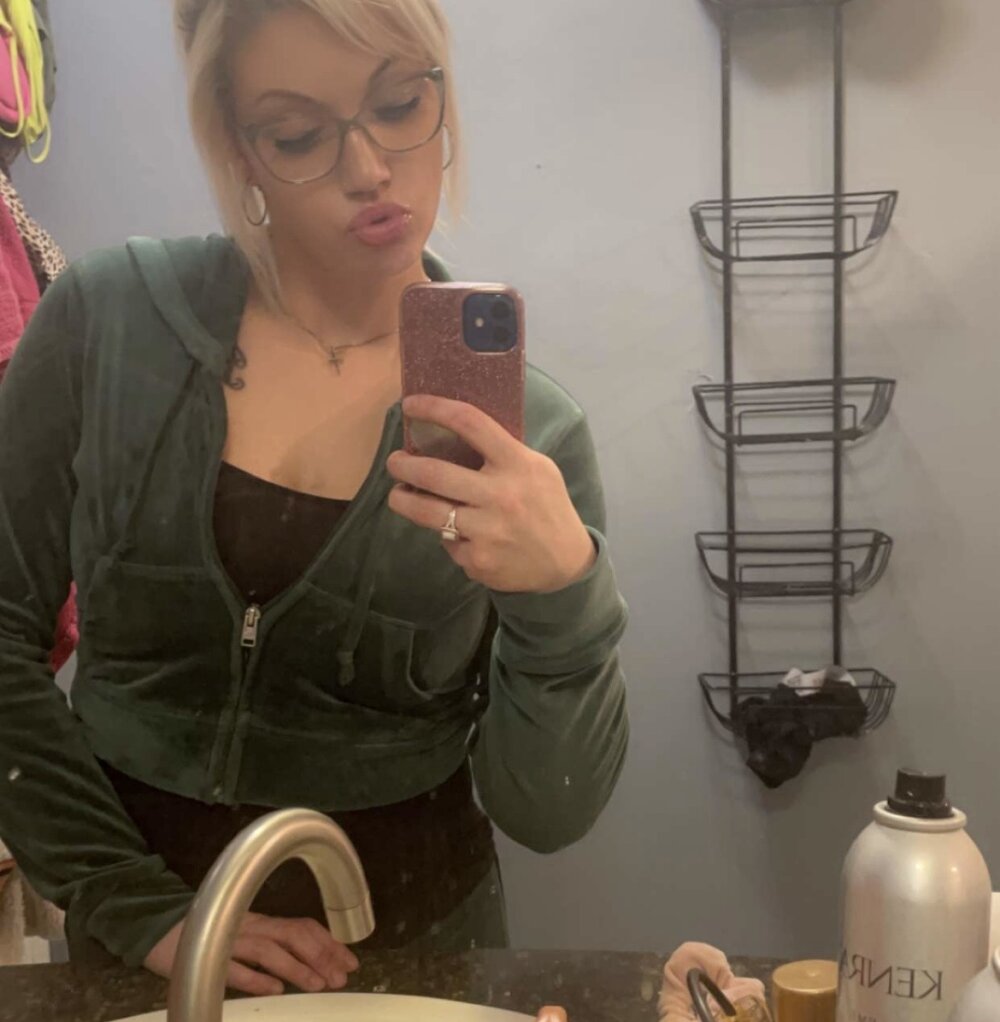 EatMeowwwt Adlı Modelin Çevrimdışı XXX Sohbeti