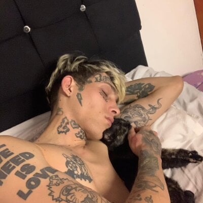 KinkyLatinCock