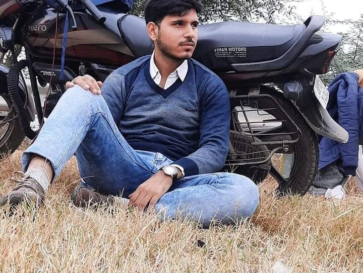 Cam boy rahulkajuuu0909