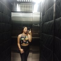 Hot-Couple--18's webcam live show