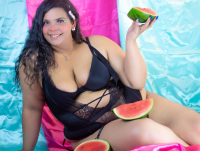 chelsea_charms7's Offline Chat Room