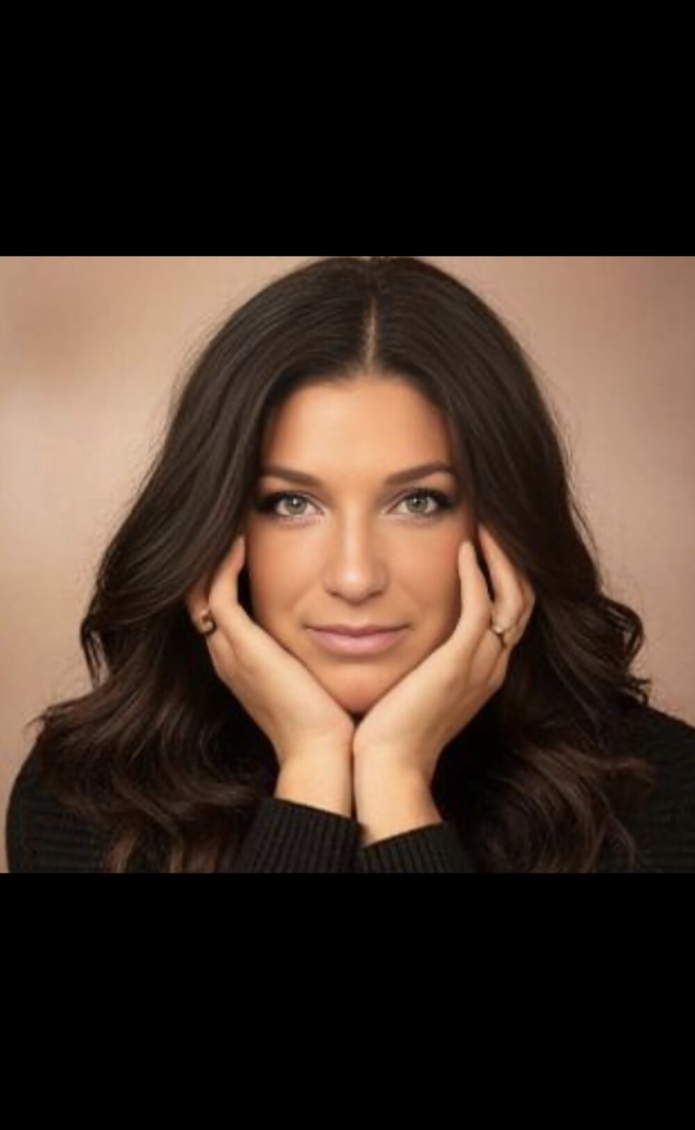 adelirayne webcam profile - Gabonese