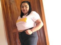 Cataleya_Lennox's Offline Chat Room