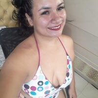 Chantal_milf's Offline Chat Room