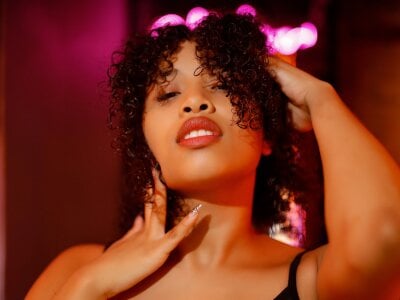 Rachell_Grey_