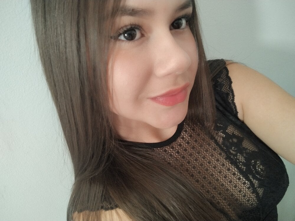 candice_gonzalez from stripchat