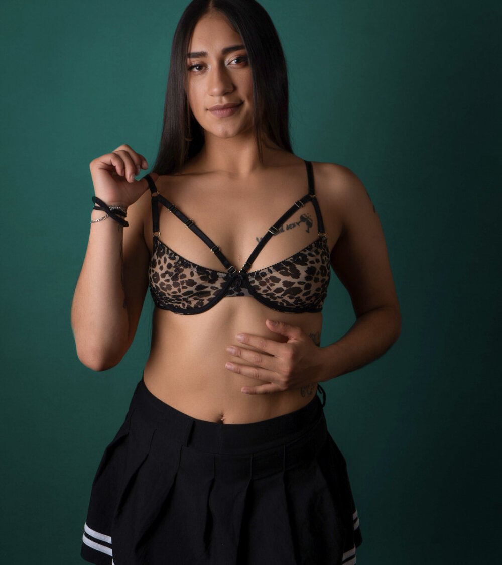 emma__hot__ from stripchat