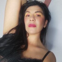 aisha_latina's Live Sex Cam Show