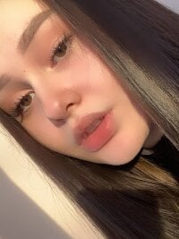 ElodieCrepeau's Offline Chat Room