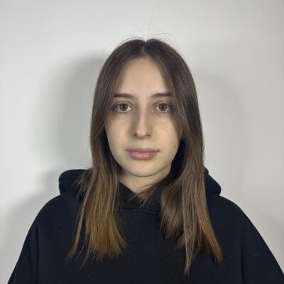 LeanneDinkle - petite white