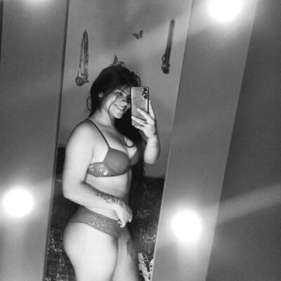 Any_paul Female Cockrating Striptease Webcam