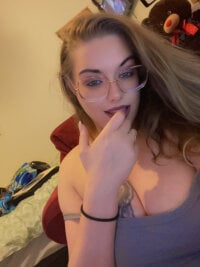 Lalalynn's webcam live show