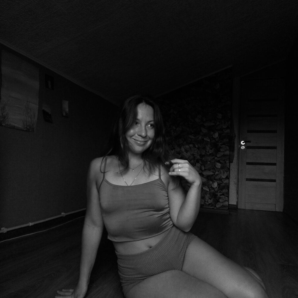 stripchat pamellaros webcam profile pic via groupsexlivecams.com