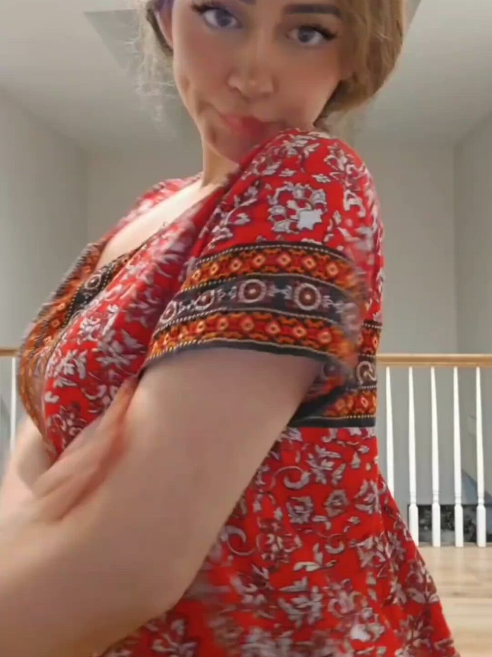 Sweetstripsx's Offline XXX Chat