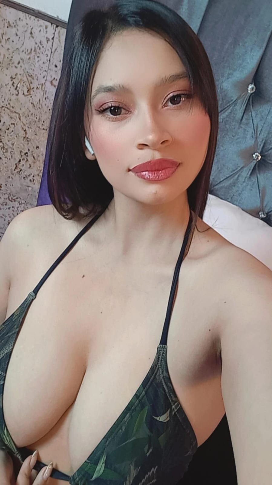 Mia__Jh