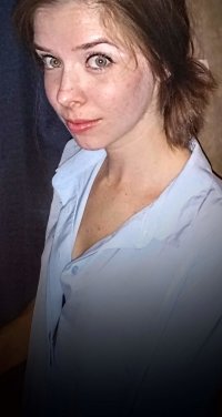 Roxie_Fists Offline Chatraum