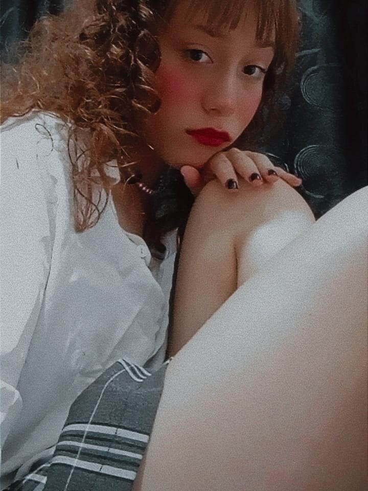 Little_Leksa's Offline XXX Chat