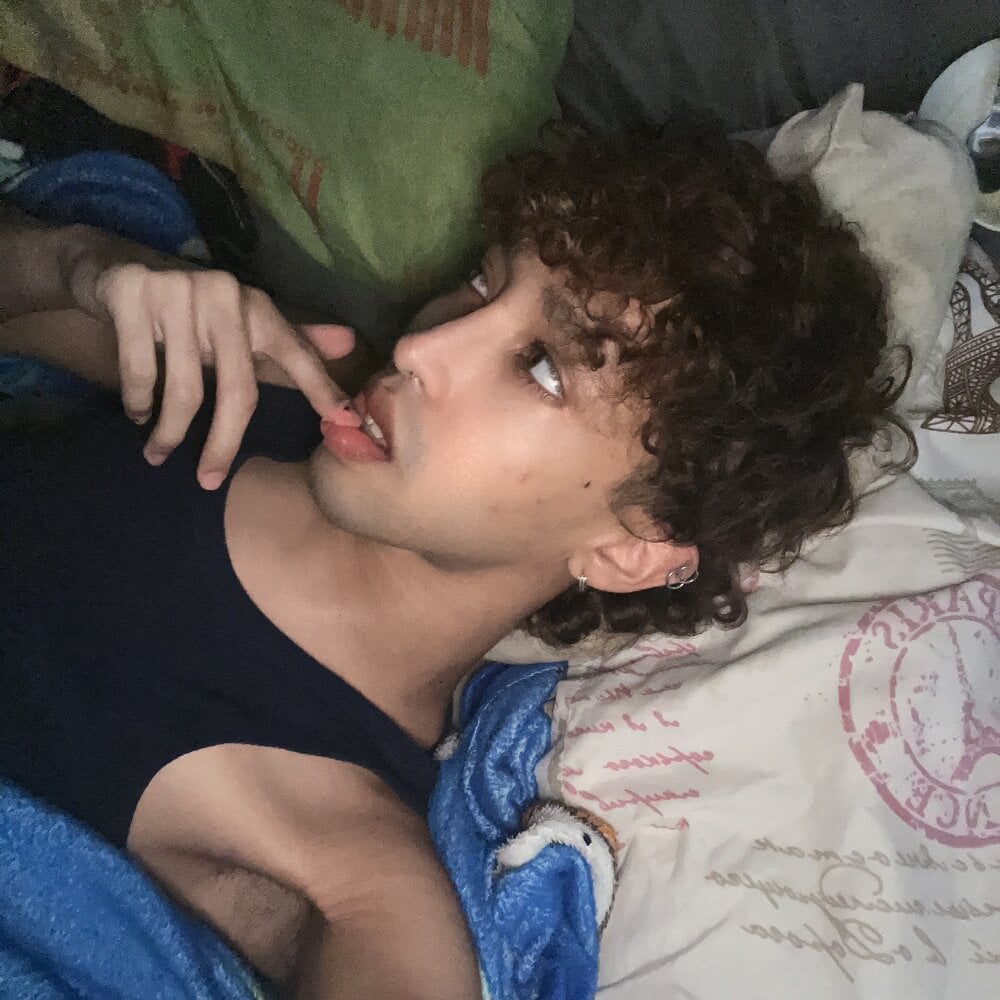 xMoilan profile