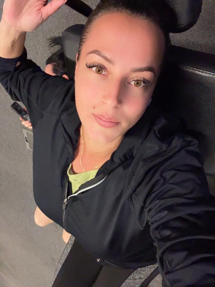 livesex.fan ShawtLana livesex profile in brown-hair cams