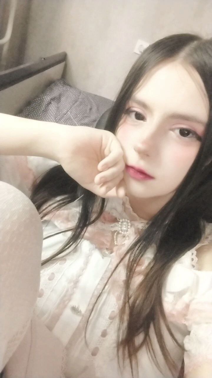 Velvet_ShySilk