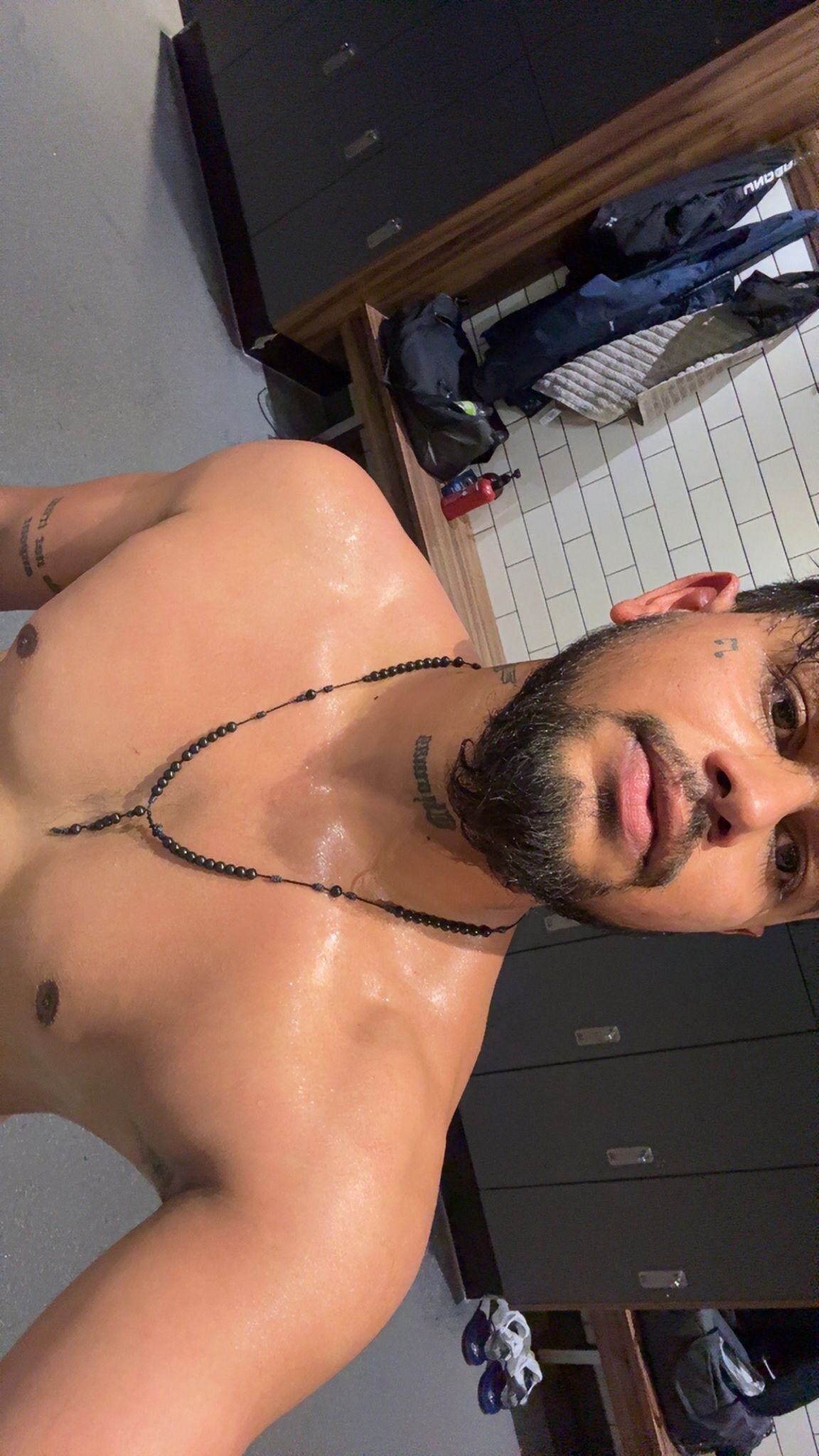 RED_ANJALI_2