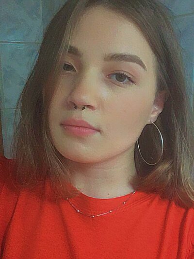 NikiCarr Avatar