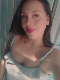 7hot_girls7's Offline Chat Room