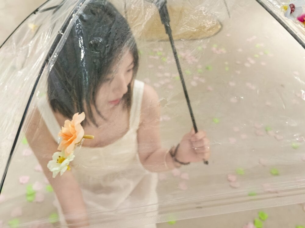 sexcam3d.net mikiout livesex profile in chinese cams