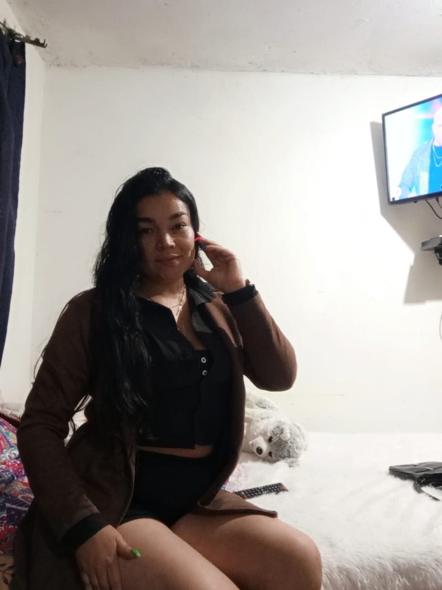 karly_ross