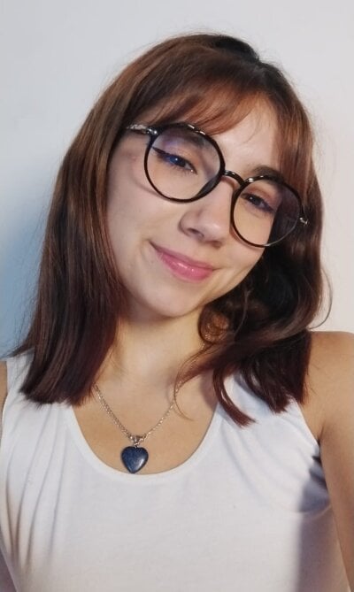 Isabella_saintrose Female C2c Online Cam Adult