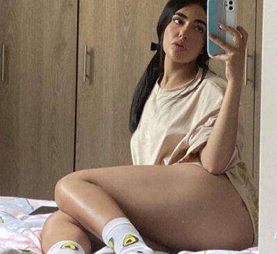 DaphneUwu on StripChat