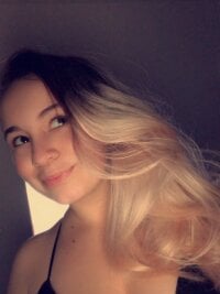 spicy_natty's Offline Chat Room