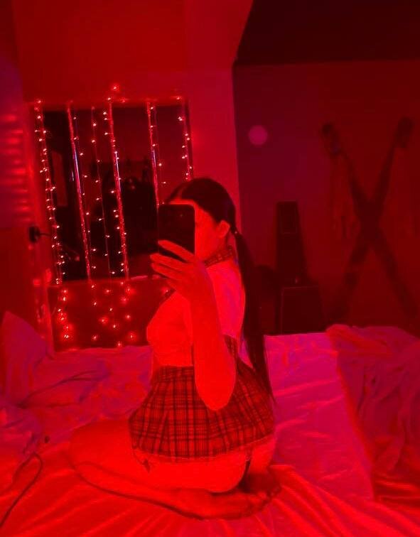 Ava_Lee_