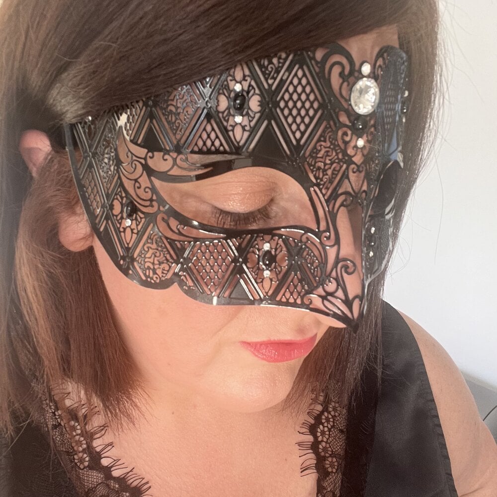 Mrs_tery's Offline XXX Chat