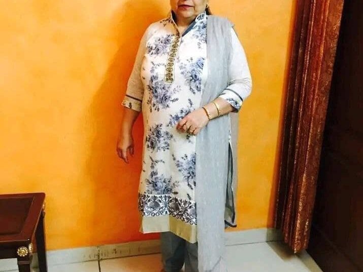 watchgirlcam.com sunita_3472 livesex profile in habibis-mansion cams