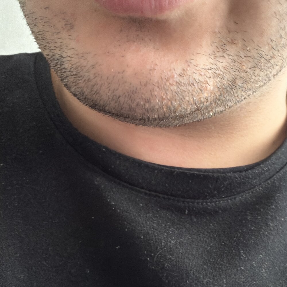 emrxxz@xh from stripchat