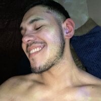 cloudbreathingverselatino's Offline Chat Room