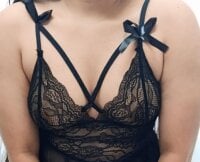 Sexypiyu11's webcam live show