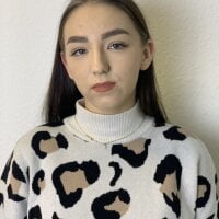 DarislavaDean's Offline Chat Room