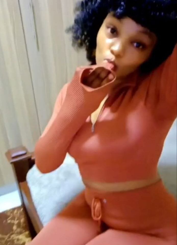 stripchat angaho webcam profile pic via sleekcams.com