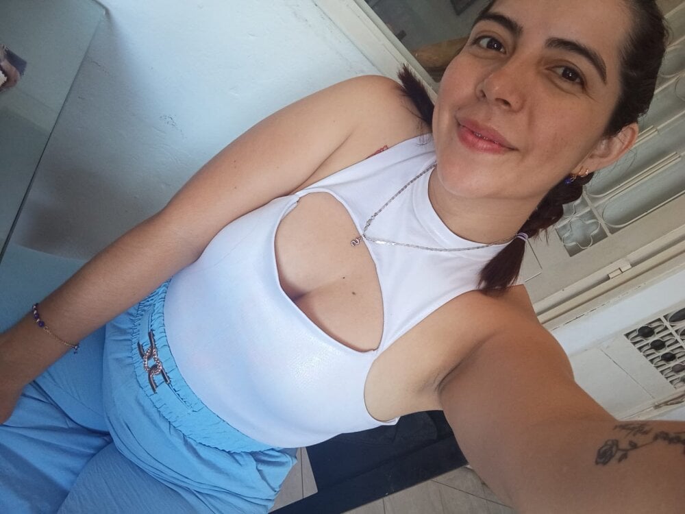 Sophie_Sweett_ profile