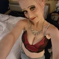 Beautyandthebeast3's Offline Chat Room