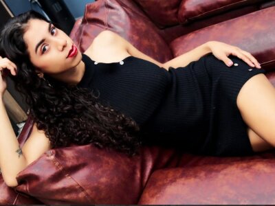 brunetteadamss Avatar