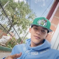 wwwww143's webcam live show